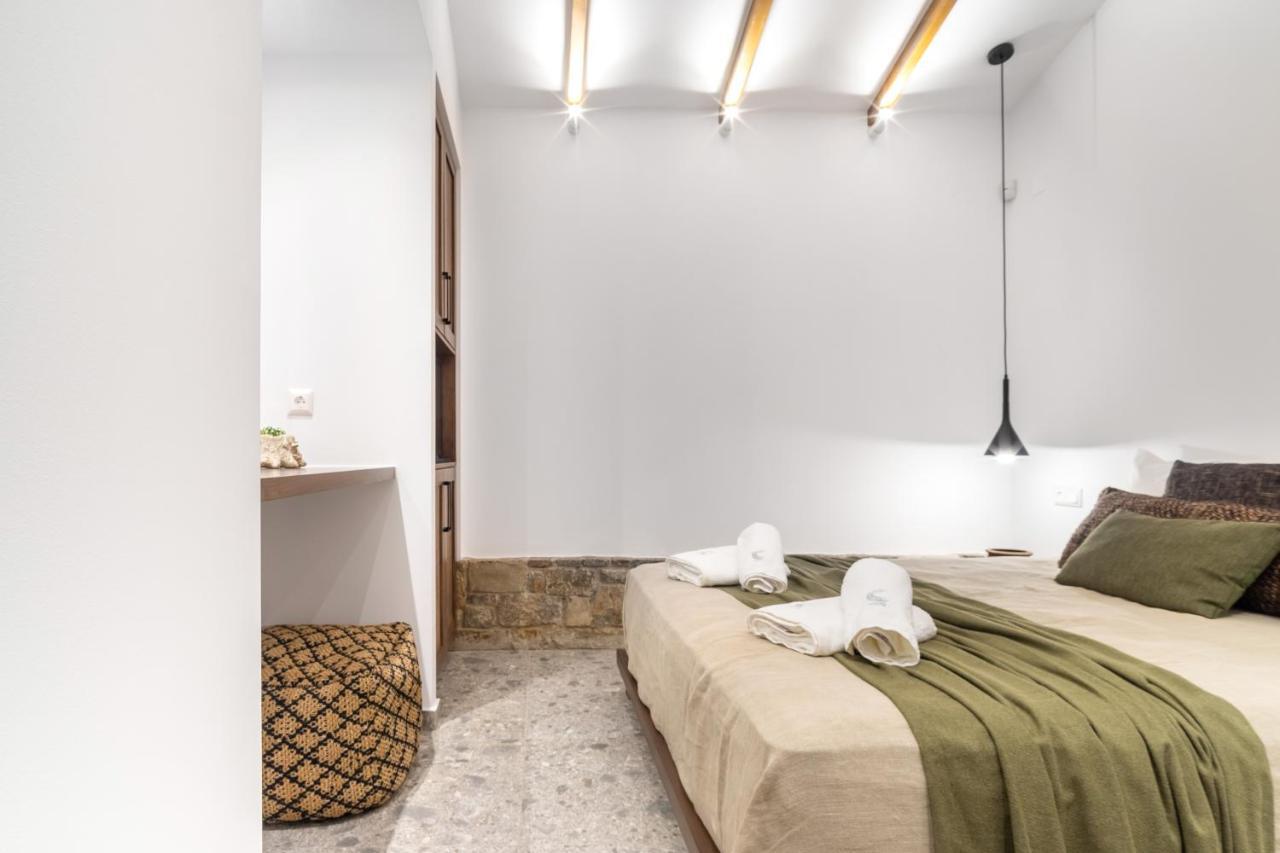 Wave, An Idyllic Seafront Suite By Nirousuites Kokkini Hani Exterior photo